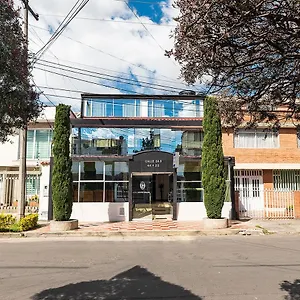 Ejecutivo Embajada Hotel